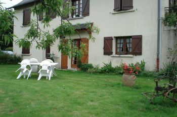 Location Clévacances Leycuras 19350 Concèze Pompadour juillac en Corrèze dans le Limousin